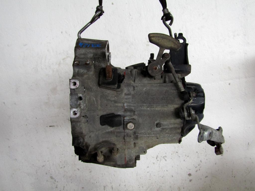 3030042140 CAMBIO MECCANICO TOYOTA RAV4 2.0 D 4X4 85KW 5M 5P (2003) RICAMBIO USATO