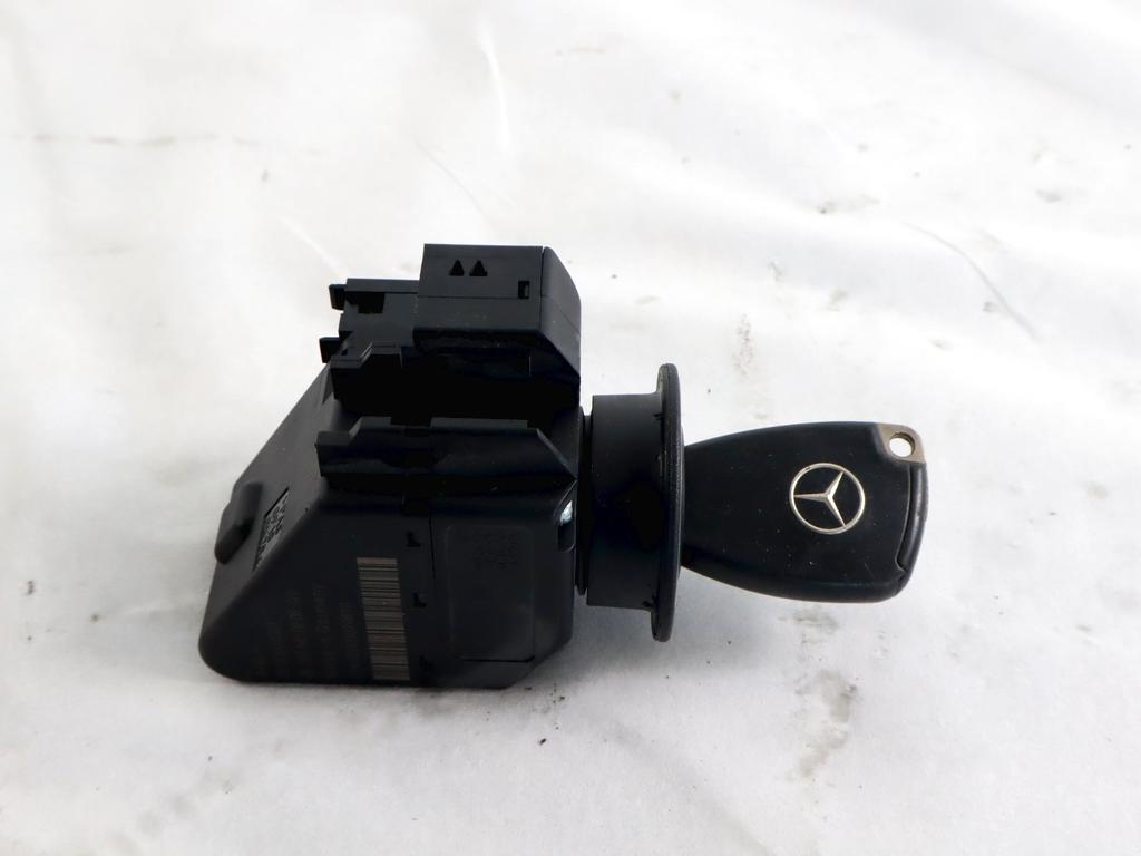 A1111531879 KIT ACCENSIONE AVVIAMENTO MERCEDES CLASSE CLK 200 A208 2.0 B 120KW 6M 2P (2001) RICAMBIO USATO CON XENTRALINA MOTORE BLOCCHETTI ACCENSIONE APERTURA CON CHIAVE 2105450208