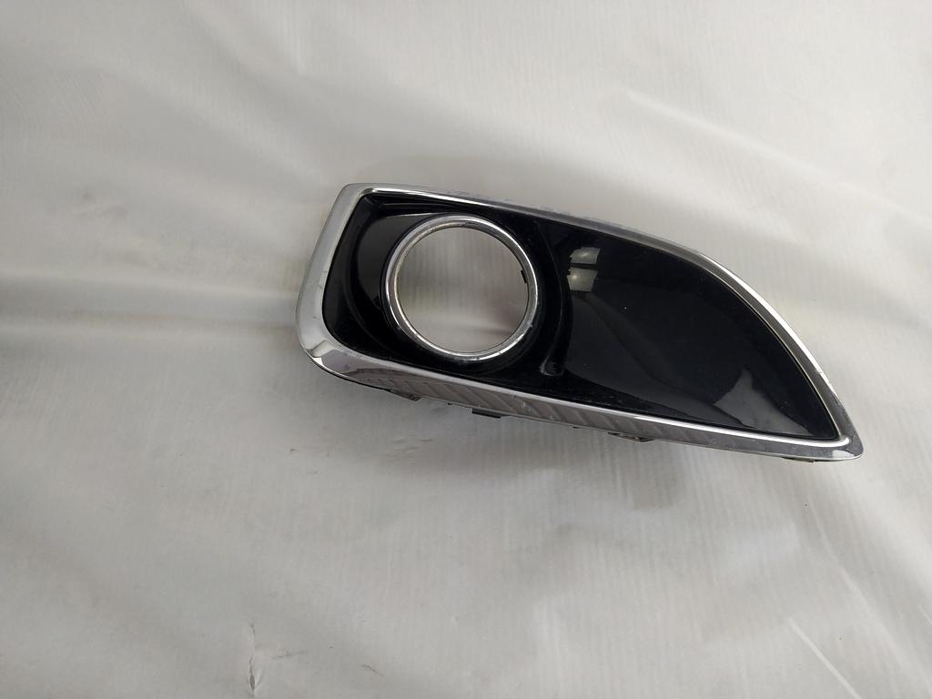 86585-2Y000 MASCHERINA RIVESTIMENTO FENDINEBBIA ANTERIORE LATO SINISTRO HYUNDAI IX35 1.7 D 85KW 6M 5P (2012) RICAMBIO USATO