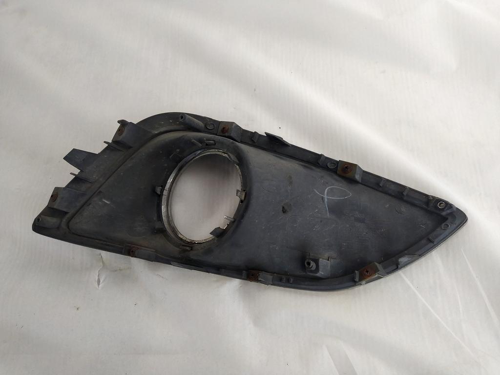 86585-2Y000 MASCHERINA RIVESTIMENTO FENDINEBBIA ANTERIORE LATO SINISTRO HYUNDAI IX35 1.7 D 85KW 6M 5P (2012) RICAMBIO USATO