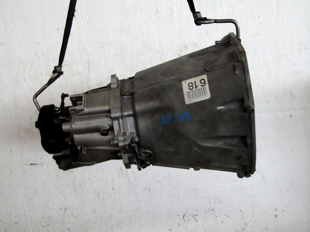 A2202701000 CAMBIO MECCANICO MERCEDES CLASSE CLK 200 A208 2.0 B 120KW 6M 2P (2001) RICAMBIO USATO R2032610701 2032609400