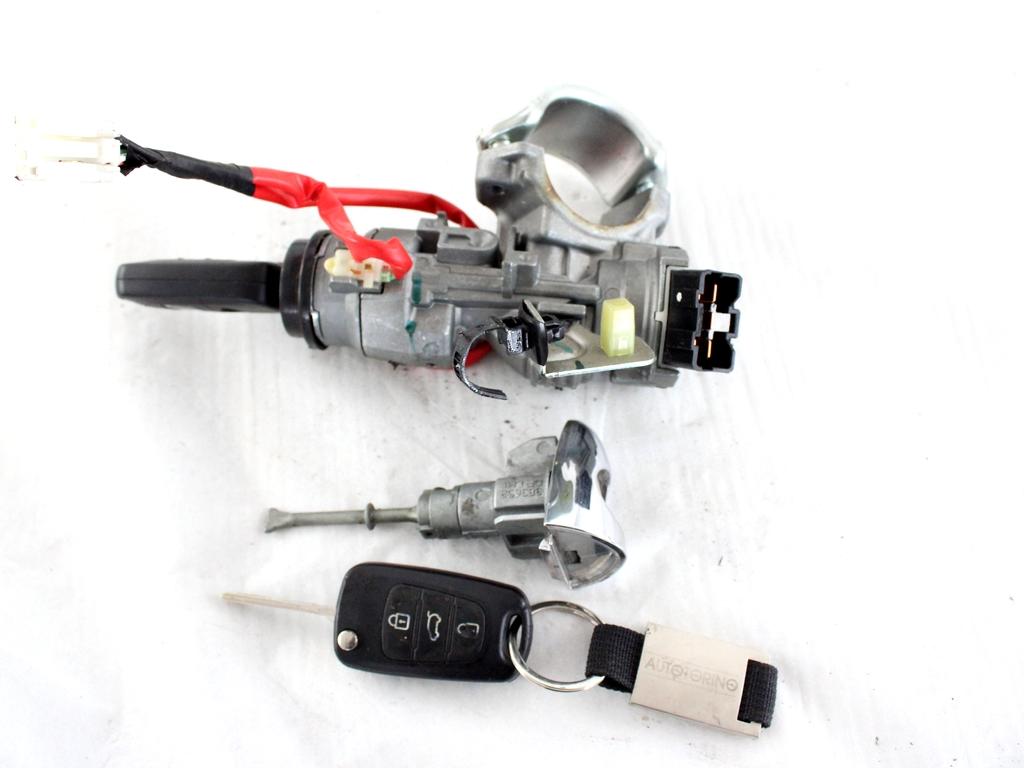 39120-2A000 KIT ACCENSIONE AVVIAMENTO HYUNDAI IX35 1.7 D 85KW 6M 5P (2012) RICAMBIO USATO CENTRALINA MOTORE CON RIVESTIMENTO DIFETTATO, QUADRO STRUMENTI, BLOCCHETTI ACCENSIONE APERTURA CON DOPPIA CHIAVE 95400-2Y002 91950-2S521 94003-2Y290