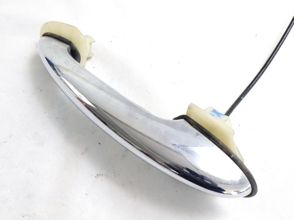 51217198472 MANIGLIA ESTERNA PORTA ANTERIORE DESTRA MINI COOPER D R56 1.6 D 80KW 6M 3P (2009) RICAMBIO USATO 