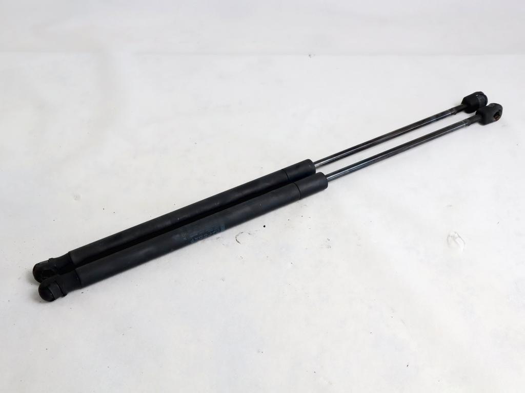 51247148902 COPPIA PISTONCINI ASTE AMMORTIZZANTI PORTELLONE COFANO POSTERIORE BAULE MINI COOPER D R56 1.6 D 80KW 6M 3P (2009) RICAMBIO USATO 
