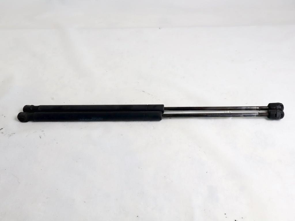 51247148902 COPPIA PISTONCINI ASTE AMMORTIZZANTI PORTELLONE COFANO POSTERIORE BAULE MINI COOPER D R56 1.6 D 80KW 6M 3P (2009) RICAMBIO USATO 