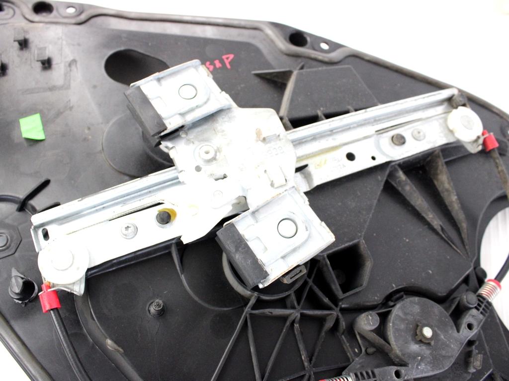 1579866 MOTORINO MECCANISMO ALZA-VETRO ALZA-CRISTALLO PORTA POSTERIORE SINISTRA FORD FIESTA 1.2 D 44KW 5M 5P (2011) RICAMBIO USATO