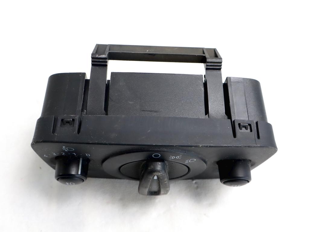 8A6T-13A024-BB GRUPPO DI COMANDO REGOLAZIONE ALTEZZA FARI FORD FIESTA 1.2 B 44KW 5M 5P (2011) RICAMBIO USATO