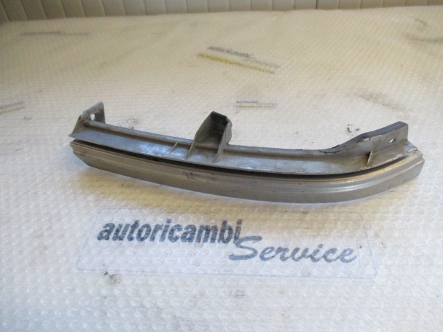 ZUNANJI PROFILI IN LETVE OEM N. 90580652 ORIGINAL REZERVNI DEL OPEL ZAFIRA A T98 (1999 - 2005) DIESEL LETNIK 2001