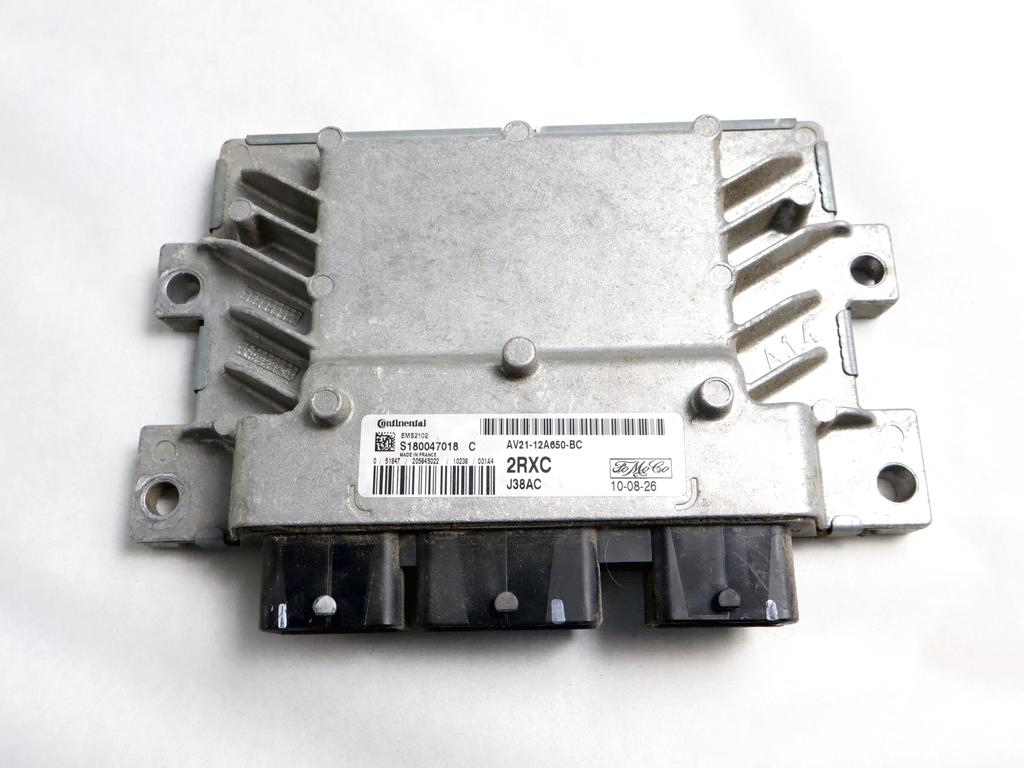 AV21-12A650-BC KIT ACCENSIONE AVVIAMENTO FORD FIESTA 1.2 B 44KW 5M 5P (2011) RICAMBIO USATO CON CENTRALINA MOTORE, QUADRO STRUMENTI CONTACHILOMETRI, BLOCCHETTI ACCENSIONE APERTURA CON CHIAVE 8A6F-10894-BC 8A6T-15607-AB 