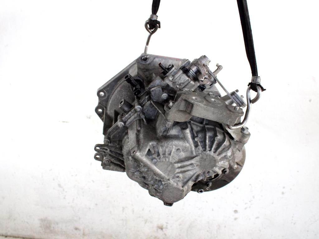 55487581 CAMBIO MECCANICO OPEL ASTRA K 1.6 D 100KW 6M 5P (2017) RICAMBIO USATO 13364129 55598081 55192374 55590820
