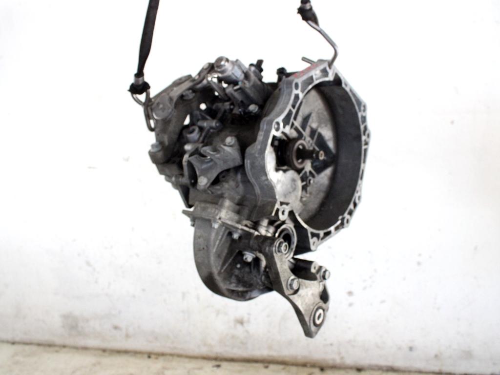 55487581 CAMBIO MECCANICO OPEL ASTRA K 1.6 D 100KW 6M 5P (2017) RICAMBIO USATO 13364129 55598081 55192374 55590820