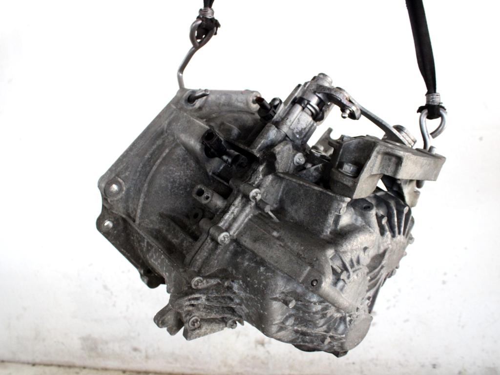 55487581 CAMBIO MECCANICO OPEL ASTRA K 1.6 D 100KW 6M 5P (2017) RICAMBIO USATO 13364129 55598081 55192374 55590820