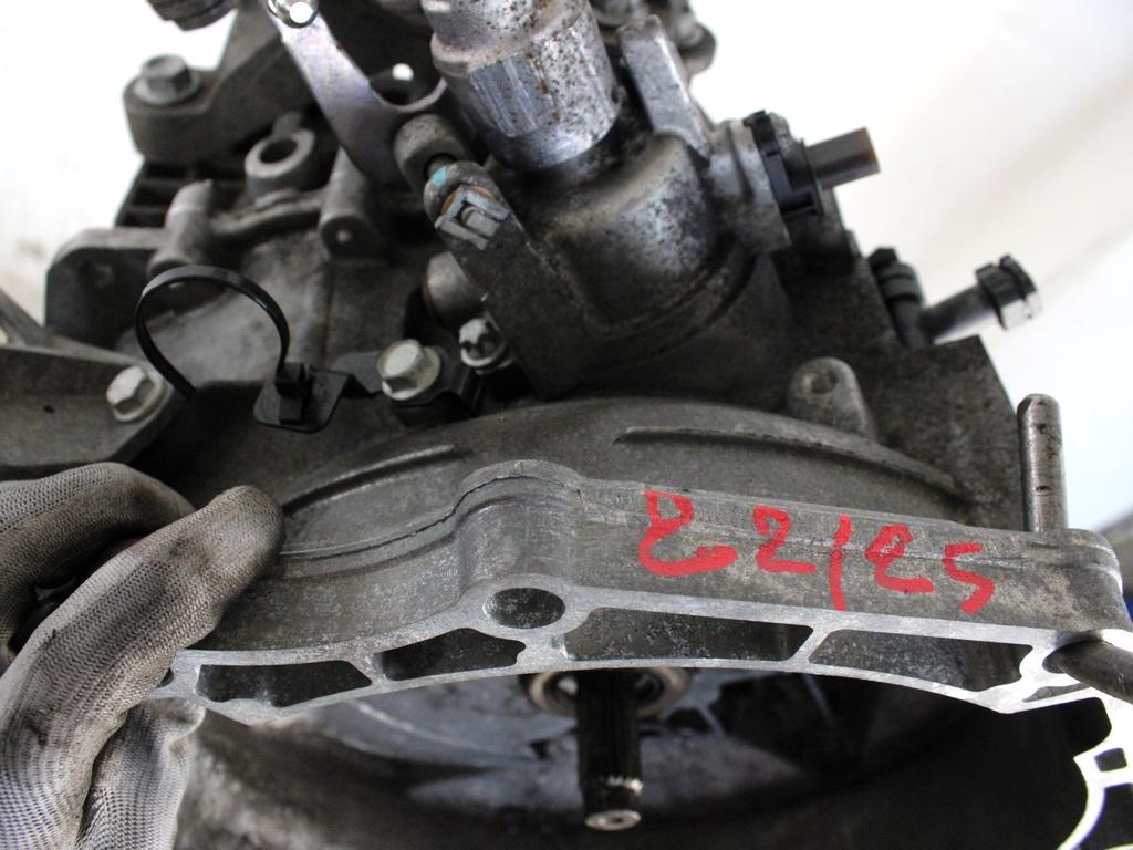 55487581 CAMBIO MECCANICO OPEL ASTRA K 1.6 D 100KW 6M 5P (2017) RICAMBIO USATO 13364129 55598081 55192374 55590820