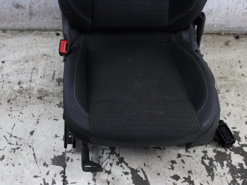 13522449 SEDILE ANTERIORE SINISTRO GUIDATORE IN PELLE E TESSUTO OPEL ASTRA K 1.6 D 100KW 6M 5P (2017) RICAMBIO USATO