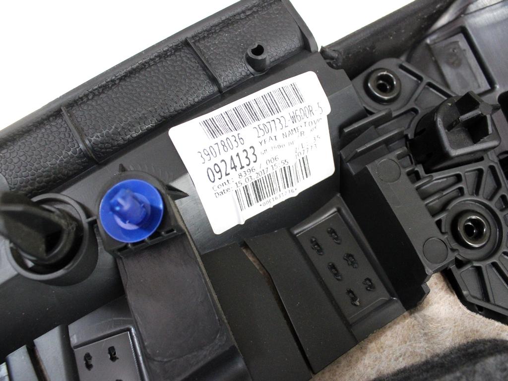 39145598 PANNELLO INTERNO PORTA ANTERIORE DESTRA CON RIVESTIMENTO IN PELLE OPEL ASTRA K 1.6 D 100KW 6M 5P (2017) RICAMBIO USATO
