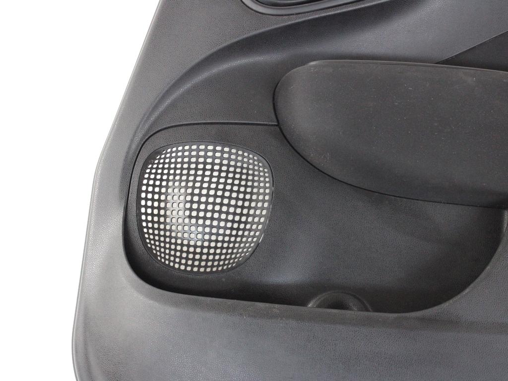 735596655 PANNELLO INTERNO PORTA ANTERIORE DESTRA FIAT 500L 1.3 D 62KW 5M 5P (2015) RICAMBIO USATO