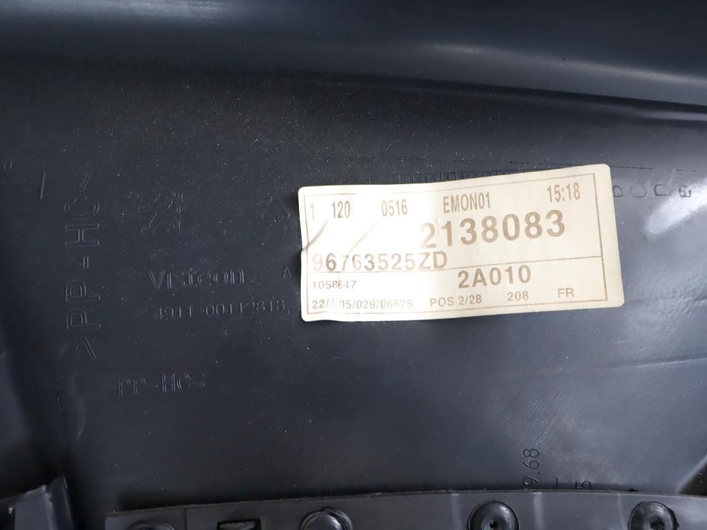96763525ZD PANNELLO INTERNO PORTA ANTERIORE DESTRA PEUGEOT 208 1.6 D 55KW 5M 5P (2017) RICAMBIO USATO