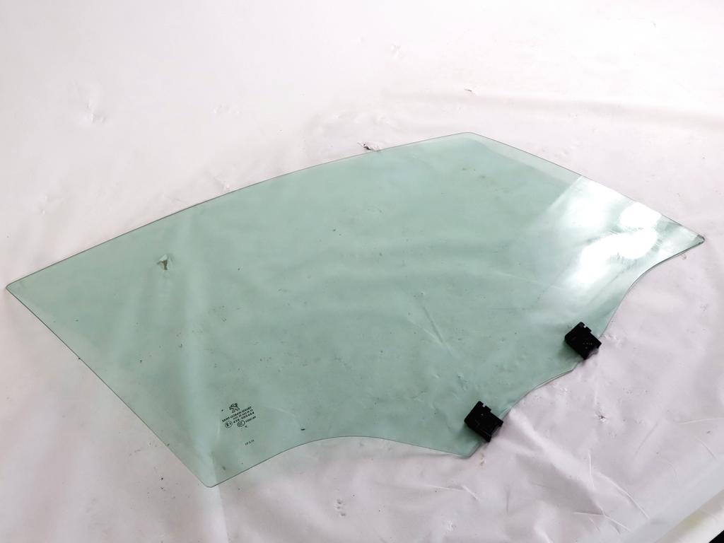 9673360680 VETRO SCENDENTE PORTA ANTERIORE DESTRA PEUGEOT 208 1.6 D 55KW 5M 5P (2017) RICAMBIO USATO