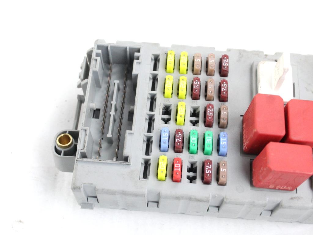 51826466 CENTRALINA FUSIBILIERA SCATOLA FUSBILI RELÈ LANCIA DELTA 1.6 D 88KW 6M 5P (2011) RICAMBIO USATO
