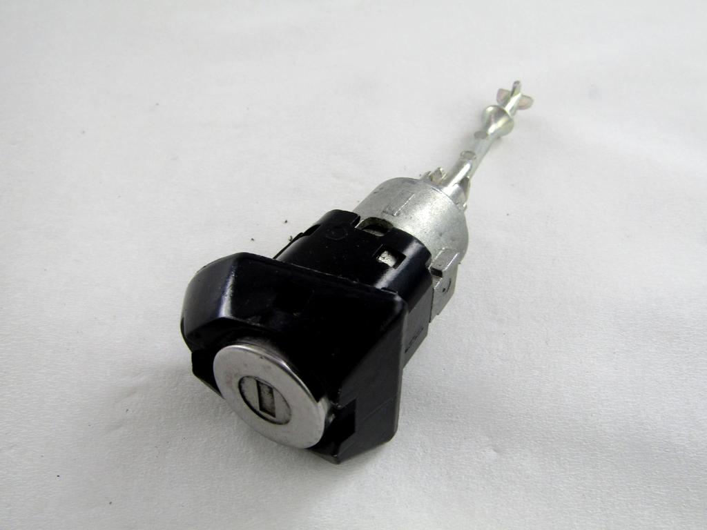 4502033240 KIT BLOCCHETTI APERTURA E ACCENSIONE CON DOPPIA CHIAVE TOYOTA RAV 4 2.5 I 131KW AUT 5P (2022) RICAMBIO USATO 45020-33-12