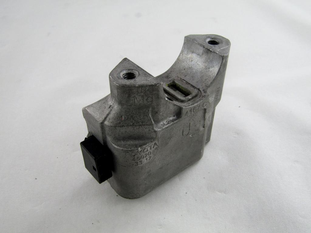 4502033240 KIT BLOCCHETTI APERTURA E ACCENSIONE CON DOPPIA CHIAVE TOYOTA RAV 4 2.5 I 131KW AUT 5P (2022) RICAMBIO USATO 45020-33-12