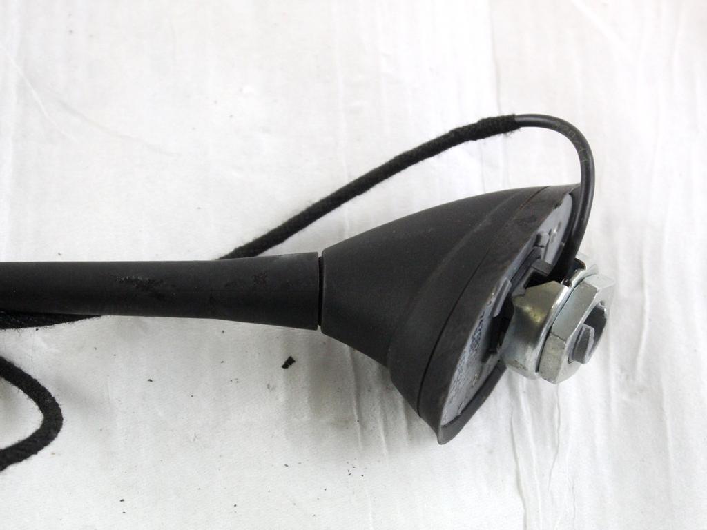 9674768780 ANTENNA AUTORADIO PEUGEOT 207 1.4 B 54KW 5M 5P (2012) RICAMBIO USATO 