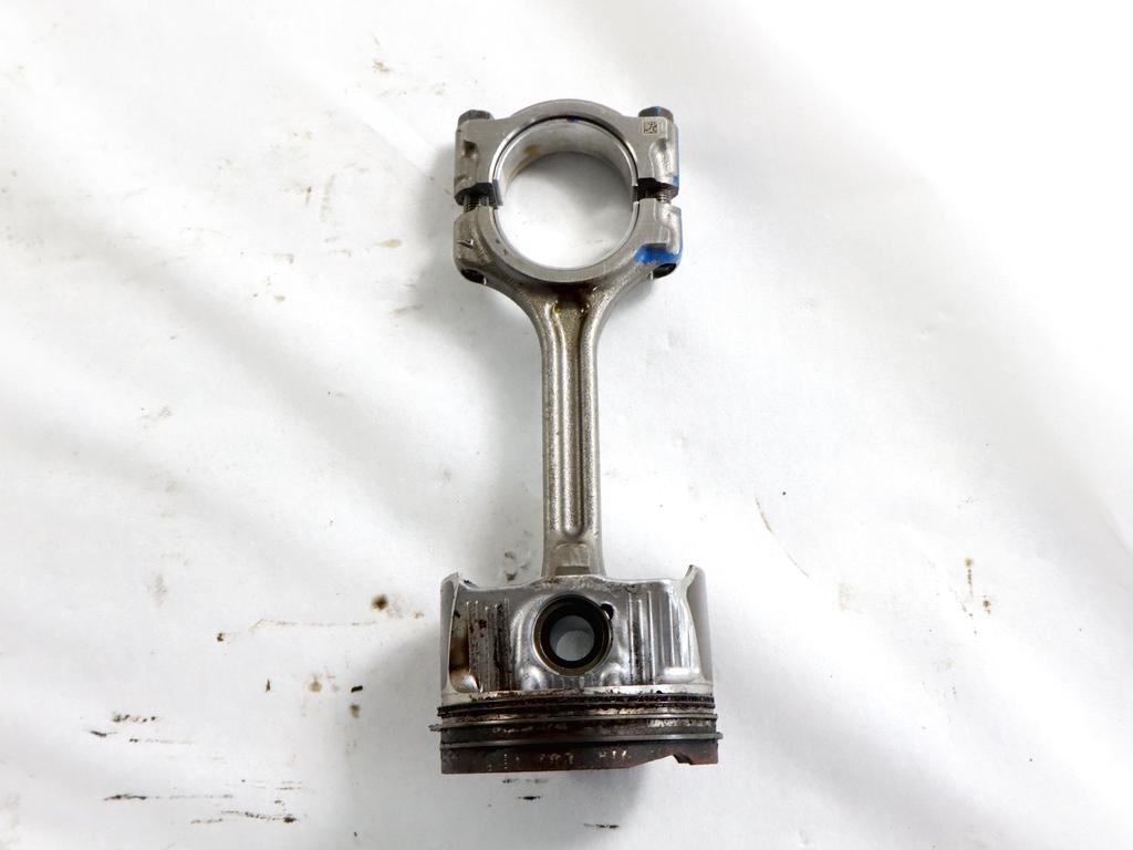 120A18015R PISTONE BIELLA MOTORE RENAULT CAPTUR 1.0 G 74KW 6M 5P (2021) RICAMBIO USATO 121003320R