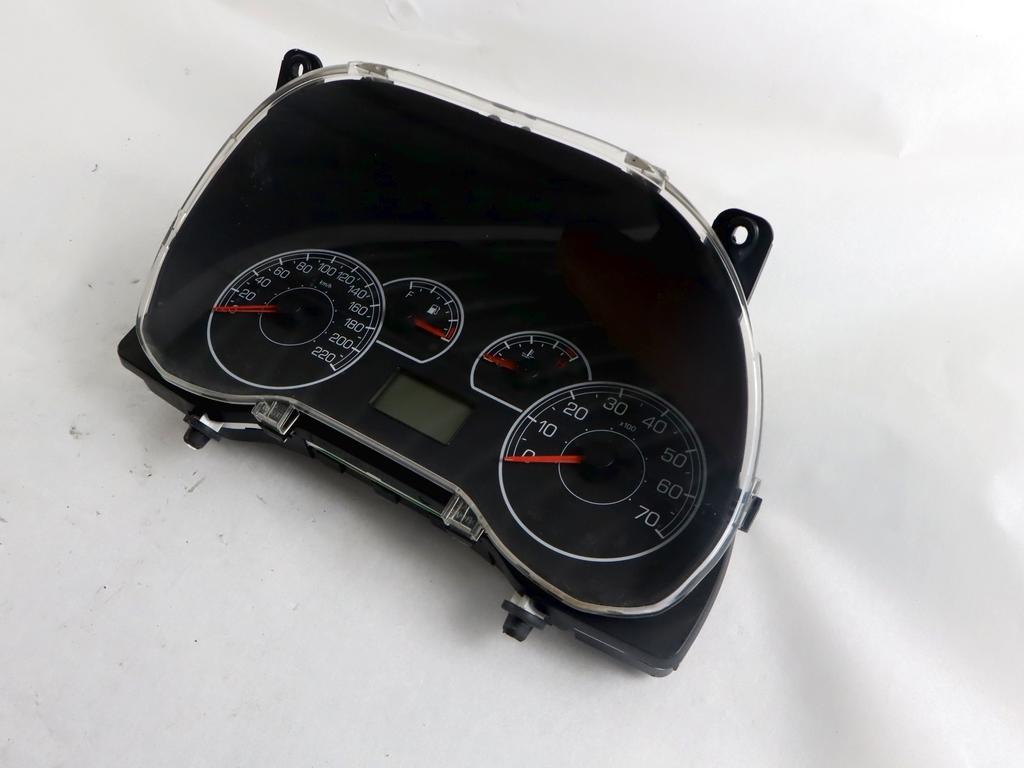 Y50001 QUADRO STRUMENTI CONTACHILOMETRI FIAT GRANDE PUNTO 1.3 D 55KW 5M 5P (2010) RICAMBIO USATO