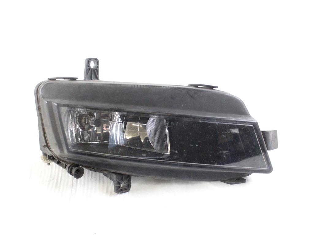5G0941662D FARO FANALE PROIETTORE FENDINEBBIA ANTERIORE DESTRO VOLKSWAGEN GOLF 7 1.4 M 81KW 6M 5P (2015) RICAMBIO USATO