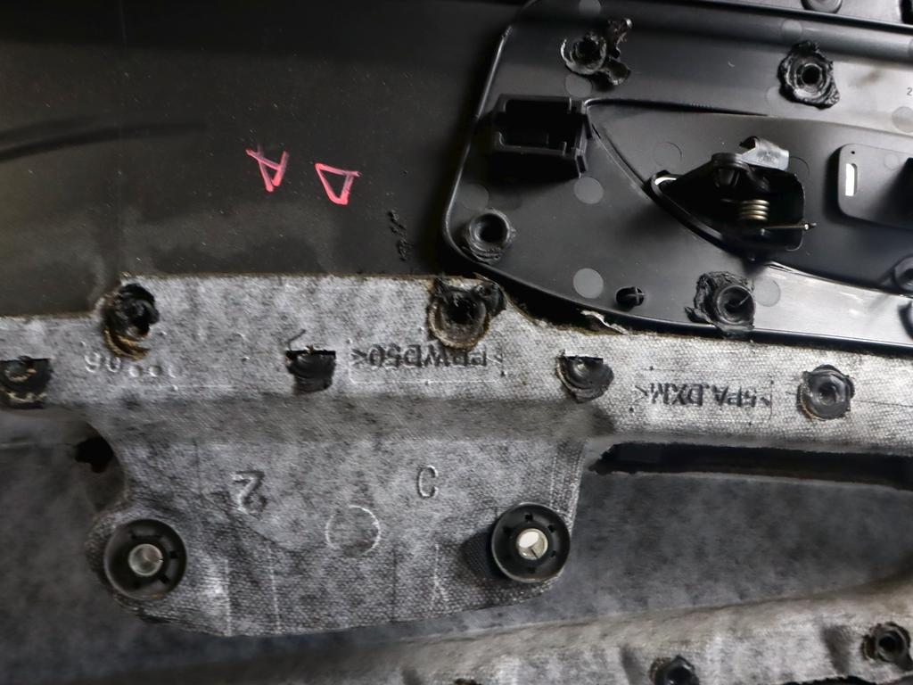 735532061 PANNELLO INTERNO PORTA ANTERIORE DESTRA FIAT GRANDE PUNTO 1.3 D 55KW 5M 5P (2010) RICAMBIO USATO