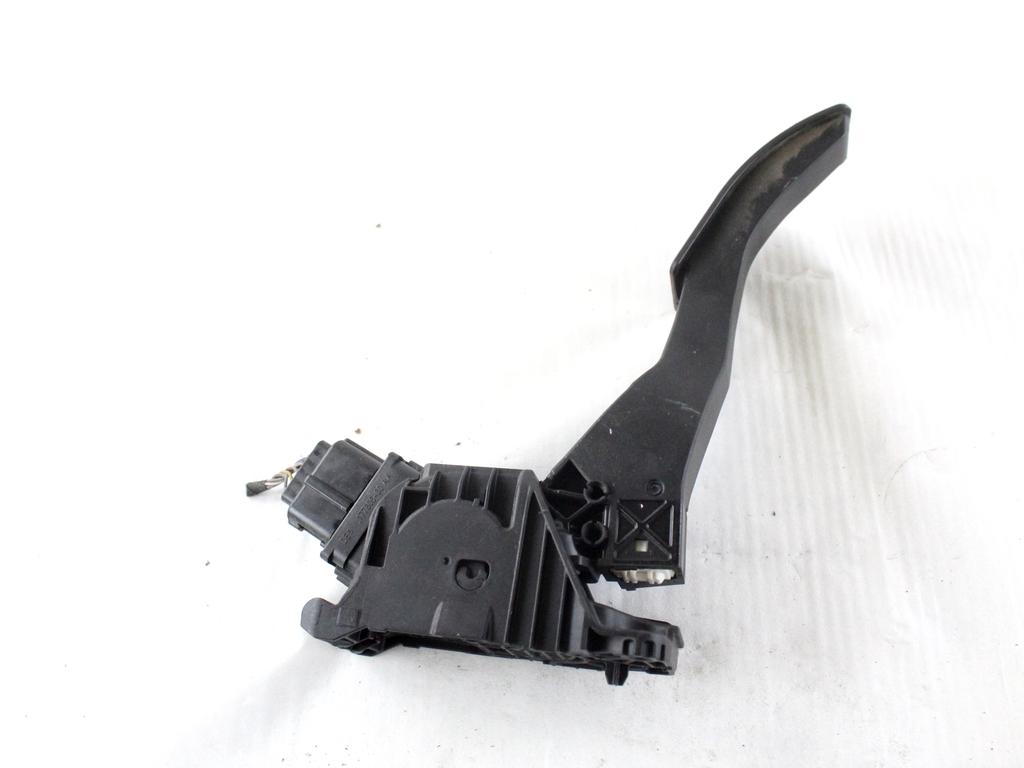 5Q1723503H PEDALE ACCELERATORE VOLKSWAGEN GOLF 7 1.4 M 81KW 6M 5P (2015) RICAMBIO USATO