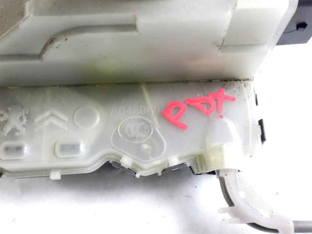 9819038880 CHIUSURA SERRATURA PORTA POSTERIORE DESTRA CITROEN C4 CACTUS 1.6 D 73KW 5M 5P (2016) RICAMBIO USATO
