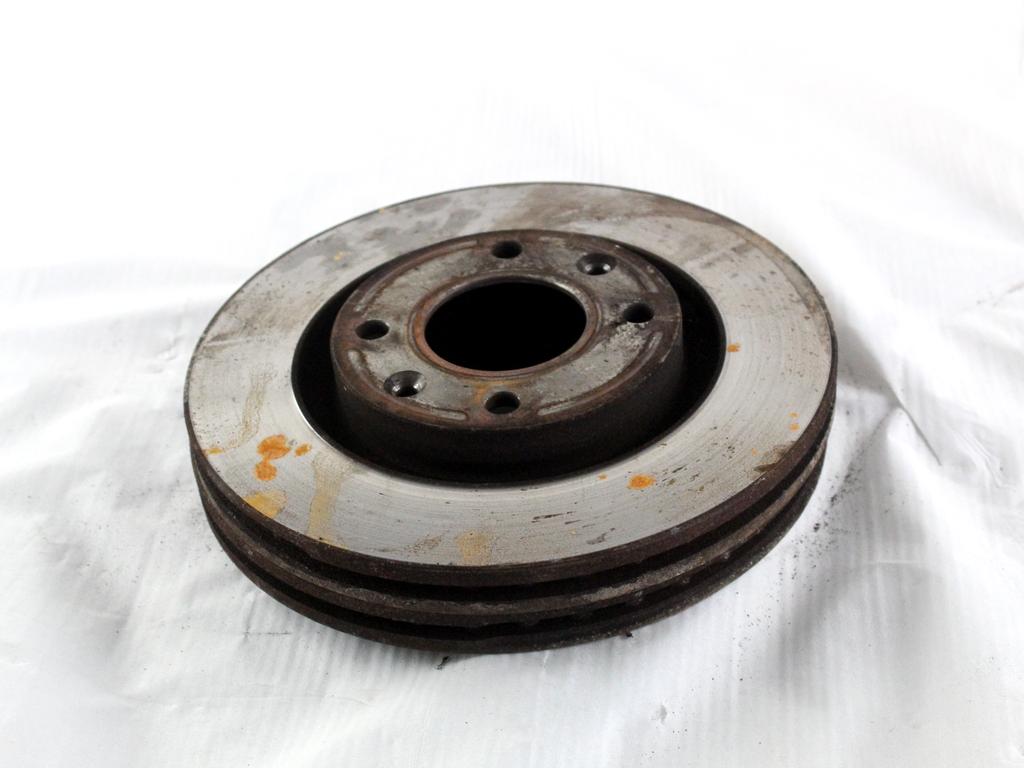 424983 COPPIA DISCHI FRENO ANTERIORI PEUGEOT 208 1.4 D 50KW 5M 5P (2012) RICAMBIO USATO