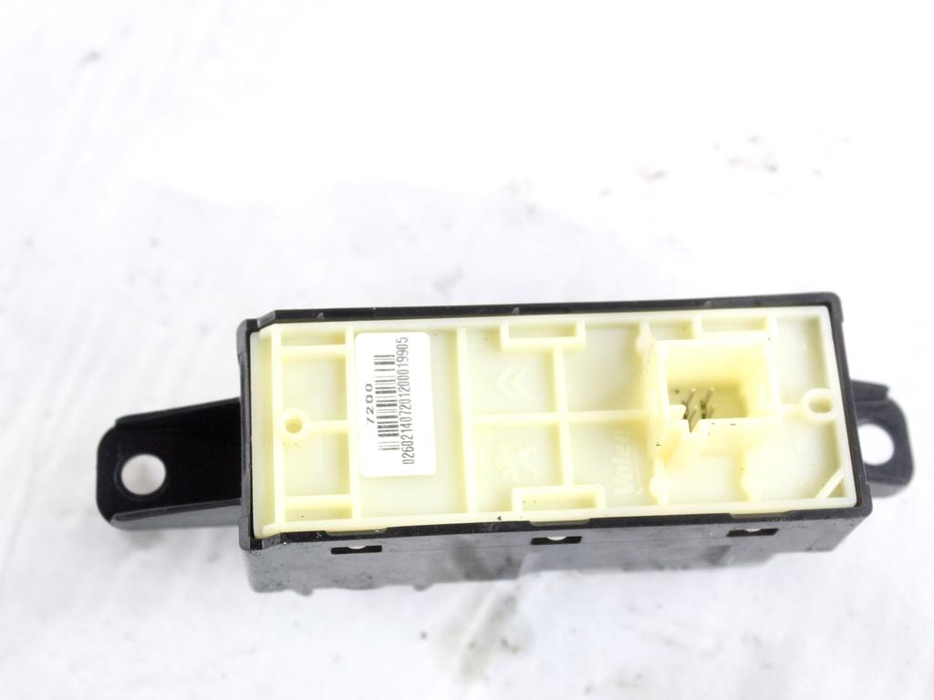 96758773XU GRUPPO DI COMANDO PAD DI NAVIGAZIONE SATELLITARE PEUGEOT 208 1.4 D 50KW 5M 5P (2012) RICAMBIO USATO