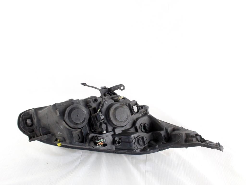 9802221880 FARO FANALE ANTERIORE SINISTRO PEUGEOT 208 1.4 D 50KW 5M 5P (2012) RICAMBIO USATO