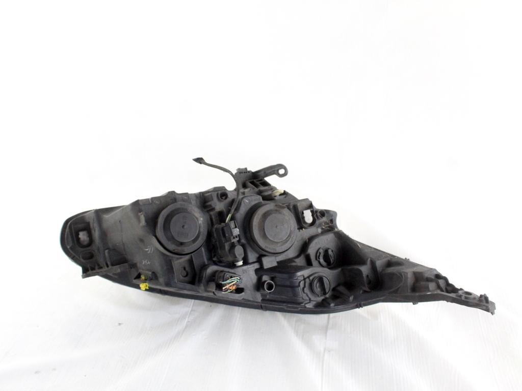 9802221880 FARO FANALE ANTERIORE SINISTRO PEUGEOT 208 1.4 D 50KW 5M 5P (2012) RICAMBIO USATO