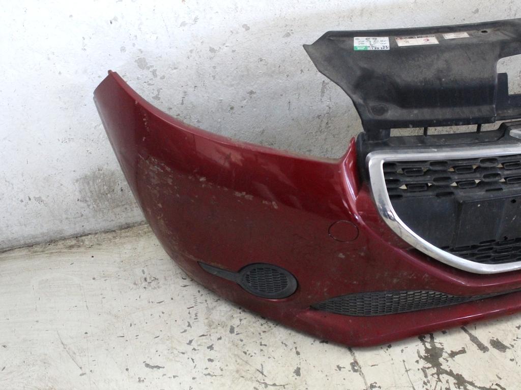 9672794477 PARAURTI ANTERIORE PEUGEOT 208 1.4 D 50KW 5M 5P (2012) RICAMBIO USATO DANNEGGIATO