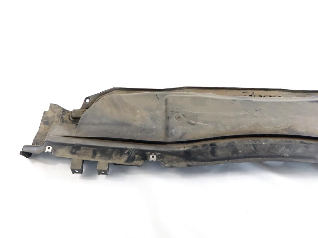 DT11-V01492-AA TRAVERSA SUPPORTO GRONDINA SOTTOPARABREZZA FORD TRANSIT CONNECT 1.6 D 70KW 5M 2P (2015) RICAMBIO USATO 
