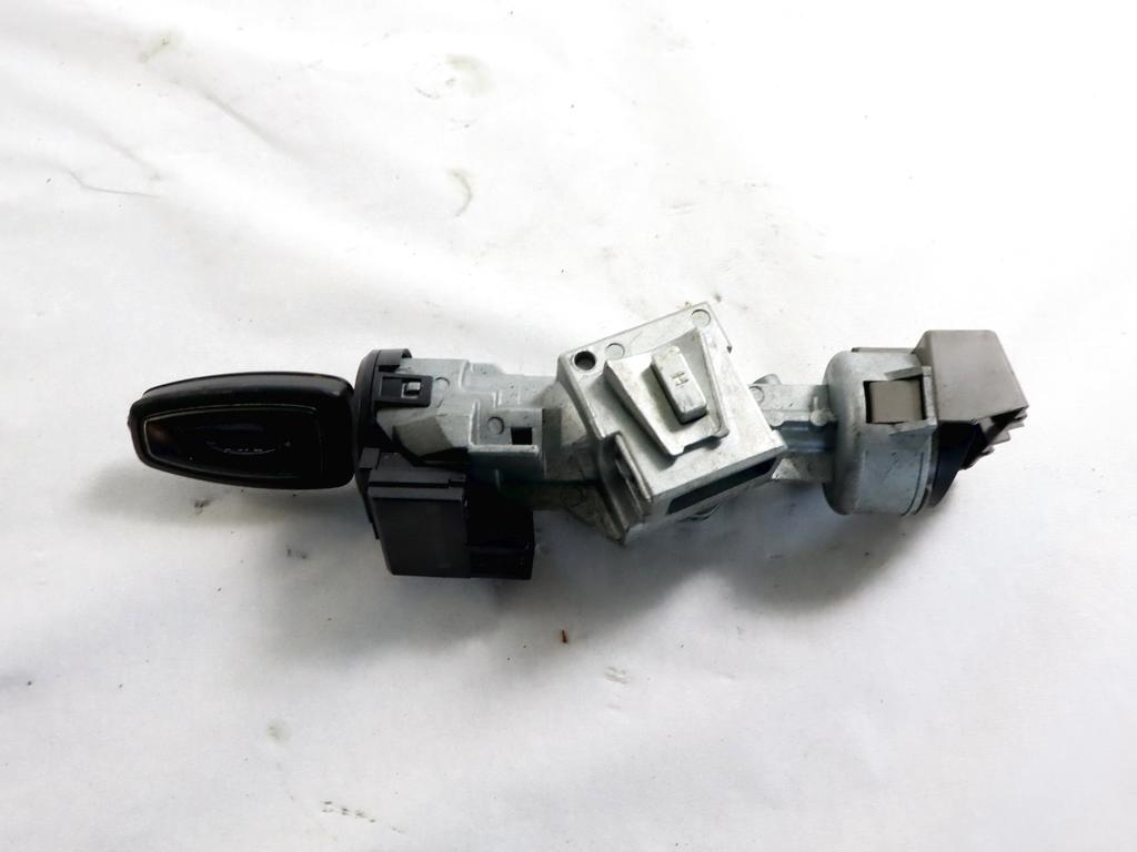 6E5T-15607-CA KIT BLOCCHETTO ACCENSIONE AVVIAMENTO CON CHIAVE E SERRATURE FORD TRANSIT CONNECT 1.6 D 70KW 5M 2P (2015) RICAMBIO USATO 