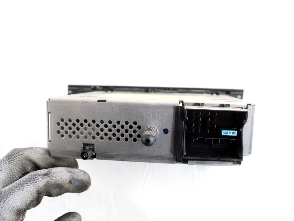 65129249404 AUTORADIO BUSINESS CD BMW SERIE 1 120D E87 2.0 D 130KW 6M 5P (2011) RICAMBIO USATO (NON FORNIAMO CODICE AUTORADIO, MA SOLO NUMERO DI TELAIO VEICOLO)