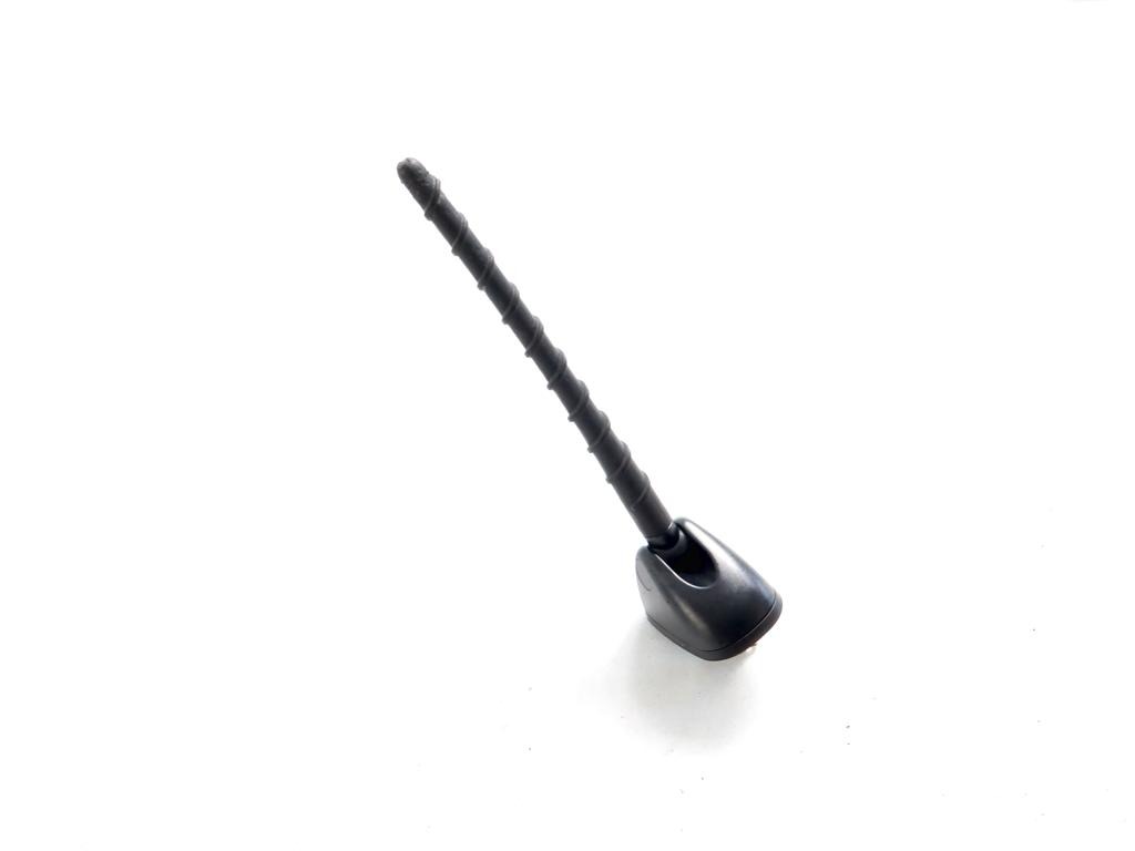 962552L000 ANTENNA AUTORADIO TETTO HYUNDAI I30 SW 1.4 G 80KW 5M 5P (2009) RICAMBIO USATO 