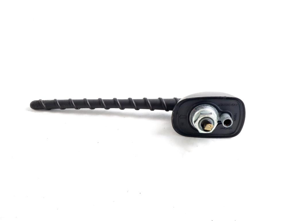 962552L000 ANTENNA AUTORADIO TETTO HYUNDAI I30 SW 1.4 G 80KW 5M 5P (2009) RICAMBIO USATO 