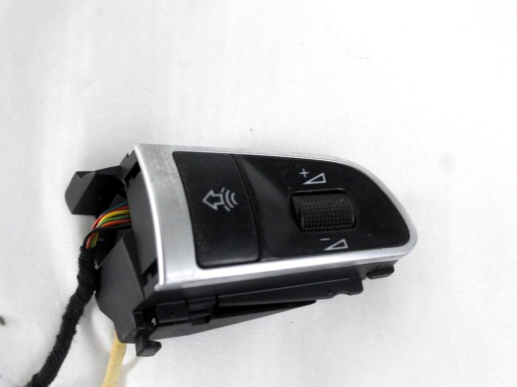 4E0951527ADWEP COMANDI AL VOLANTE MULTIFUNZIONE AUDI A4 8K2 2.0 D 105KW 6M 4P (2008) RICAMBIO USATO