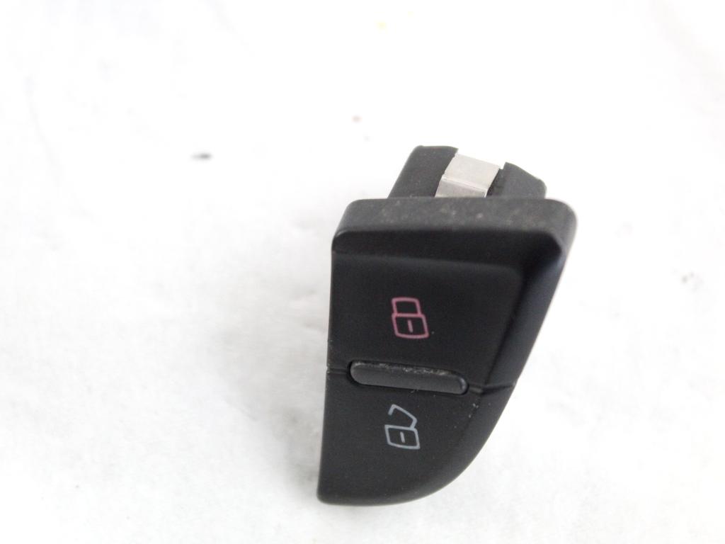 8K1962107 COMANDO INTERRUTTORE CHIUSURA APERTURA PORTE AUDI A4 8K2 2.0 D 105KW 6M 4P (2008) RICAMBIO USATO