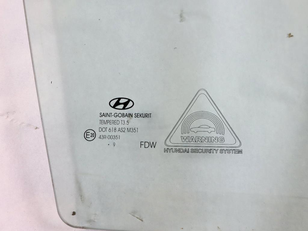 824212L010 VETRO SCENDENTE PORTA ANTERIORE DESTRA HYUNDAI I30 SW 1.4 G 80KW 5M 5P (2009) RICAMBIO USATO