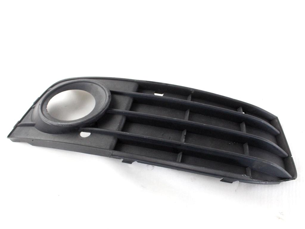 8K0807682A MASCHERINA RIVESTIMENTO FENDINEBBIA ANTERIORE DESTRO AUDI A4 8K2 2.0 D 105KW 6M 4P (2008) RICAMBIO USATO DANNEGGIATO