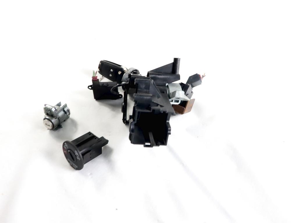 13279295 KIT BLOCCHETTO ACCENSIONE AVVIAMENTO CON CHIAVE E SERRATURA OPEL ZAFIRA C TOURER 1.6 M 110KW 6M 5P (2013) RICAMBIO USATO 13577258