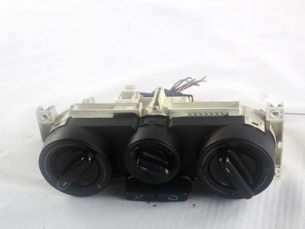1C0820045E01C CENTRALINA GRUPPO DI COMANDO CLIMATIZZATORE CLIMA A/C MANUALE VOLKSWAGEN NEW BEETLE 1.9 D 66KW 5M 3P (2002) RICAMBIO USATO 