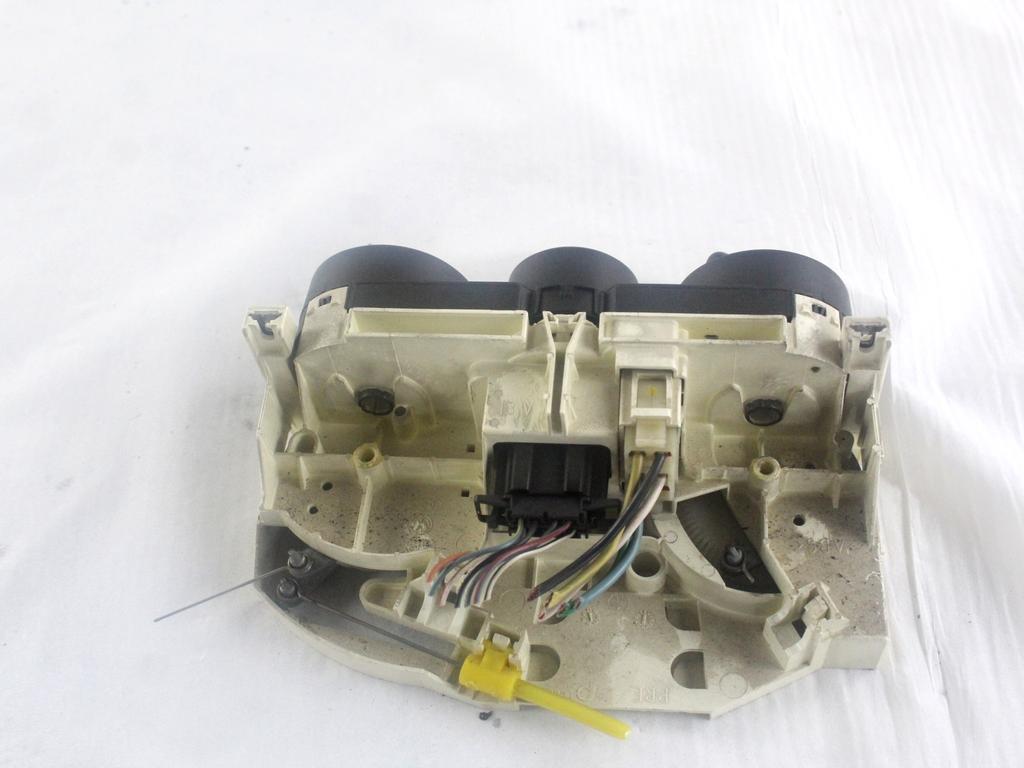 1C0820045E01C CENTRALINA GRUPPO DI COMANDO CLIMATIZZATORE CLIMA A/C MANUALE VOLKSWAGEN NEW BEETLE 1.9 D 66KW 5M 3P (2002) RICAMBIO USATO 
