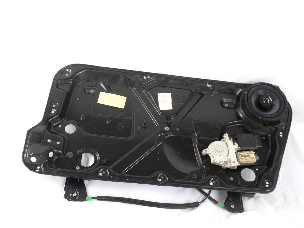 1C0837656C MOTORINO MECCANISMO ALZA-VETRO ALZA-CRISTALLO PORTA ANTERIORE DESTRA VOLKSWAGEN NEW BEETLE 1.9 D 66KW 5M 3P (2002) RICAMBIO USATO